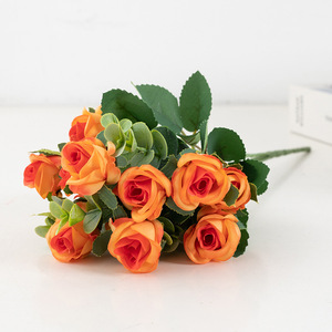 Ramo <span class=keywords><strong>de</strong></span> Rosas Artificiales Realistas <span class=keywords><strong>de</strong></span> Plástico, Pequeño, para Pascua, Exteriores, Parques, Cajas <span class=keywords><strong>de</strong></span> Flores, Arreglos Florales, Plantas Decorativas, Venta al Por Mayor - Product Image 4