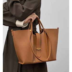 2024 Otoño Invierno diseñador de gama alta para mujer patrón de caramelo cuero Real bandolera hombro mensajero moda poliéster - Product Image 3