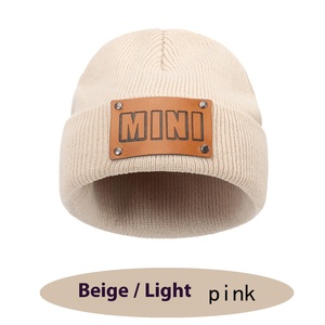 Mini <span class=keywords><strong>bonnet</strong></span> en Crochet tricoté Protection contre le froid chaud pour bébés enfants <span class=keywords><strong>bonnet</strong></span> couvre-chef avec logo en cuir Patch - Product Image 6