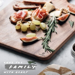 Planche à découper avec manche en bois d'acacia et noyer noir américain Dessus de <span class=keywords><strong>table</strong></span> de restaurant pour le pain <span class=keywords><strong>Plateau</strong></span> à pizza - Product Image 4
