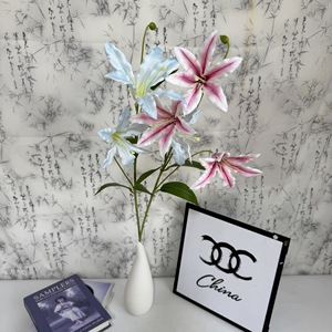 Bouquet de lys artificiels en soie, arrangement floral pour mariage et décoration intérieure, fabriqué en Chine - Product Image 3