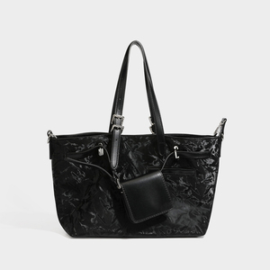 Luxe designer tas van gekreukeld metallic materiaal, grote capaciteit, shopper, verstelbare schouderband, handtas, schoudertas, crossbody tas voor dames - Product Image 1