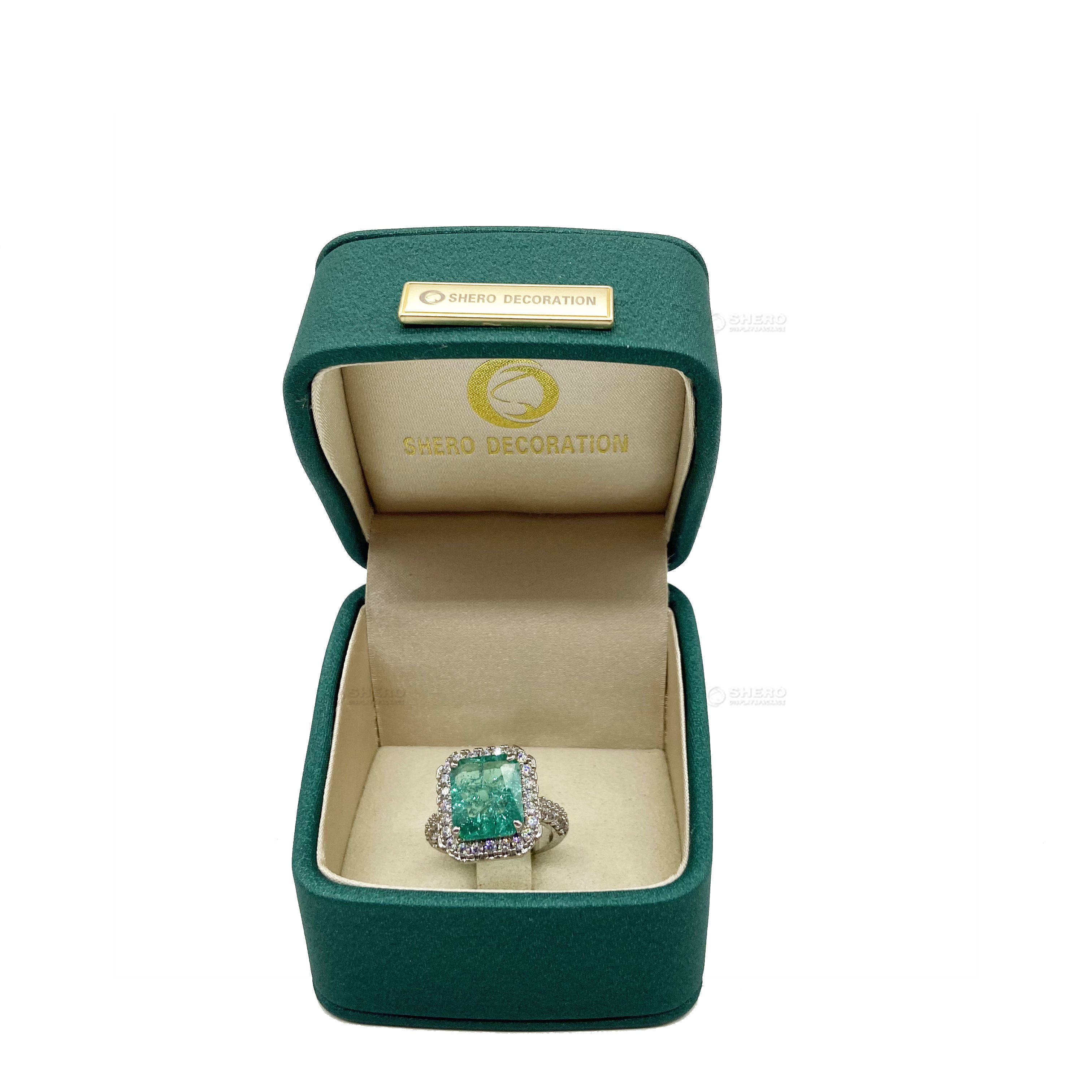 สีเขียว