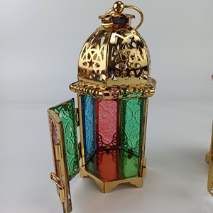 Porte-bougie arabe Vintage Ramadan or métal Mini lanternes <span class=keywords><strong>en</strong></span> <span class=keywords><strong>verre</strong></span> coloré bougies décoratives lanternes photophore porte-bougie - Product Image 3