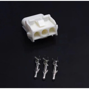 ขั้วต่อสายไฟรถยนต์ 3 ขา ขนาด 6.3 มม. แบบตัวเมีย พลาสติก รุ่น T Connector 63080 สำหรับสายไฟรถยนต์ - Product Image 3