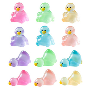 Miniaturas de Patos Perezosos que Brillan en <span class=keywords><strong>la</strong></span> Oscuridad, Figuras de Patos de Resina Luminosas para Jardín de Hadas, Casa de Muñecas, Acuario y Manualidades Decorativas - Product Image 5