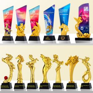 Trofeo de Cristal con Cabeza de Caballo Metálica 2026, Adornos de Pegaso, Medalla para Equipo Campeón Ecuestre y Personal Destacado - Product Image 5