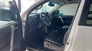Yk Motors 2016 <span class=keywords><strong>Prado</strong></span> 3.5l Automatique <span class=keywords><strong>Vx</strong></span> Navi Essence Awd Voiture Avec Intérieur Léger Sièges En Cuir Direction Gauche en Vente - Product Image 2