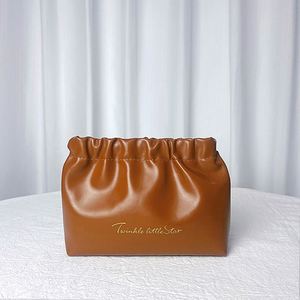 Pochette de voyage personnalisable avec logo froissé pour femme, en tissu peluche PU souple rose et noir, pour maquillage, rouge à lèvres et cosmétiques - Product Image 5