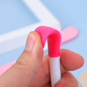 Strumento Facciale in Silicone Portatile Due in Uno, Spazzola per Pulizia dei Pori e Massaggio, Spatola per Miscelare Maschere, Accessorio di Bellezza - Product Image 5