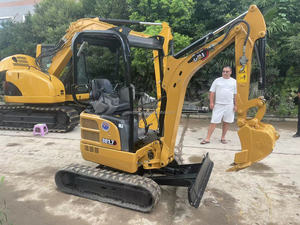 Mini-excavatrice Caterpillar 301.7 de 2,0 tonnes, modèle 2022, moteur 19 CV, presque neuve, avec rapport et inspection vidéo - Product Image 6