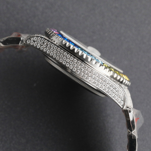 La montre mécanique entièrement sertie de diamants, véritablement magnifique, est arrivée. Diamants étincelants, avec une lueur nocturne extraordinaire. - Product Image 3