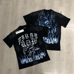 T-shirt graphique rétro style terrain de basket, haut décontracté inspiré du jersey, streetwear pour les sorties au marché des agriculteurs et les loisirs urbains - Product Image 1