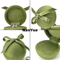 Boîte à bagues ronde de luxe en velours avec nœud papillon pour mariage, fiançailles, demande en mariage, emballage de bijoux, boîte de rangement personnalisée avec logo
