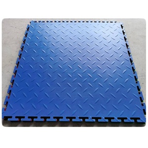 Heavy Duty Anti-Slip PVC Interlocking Garage Floor Tiles Modular PVC Vinyl Flooring Easy Click Installation for Indoor Use - Product Image 3