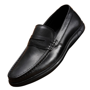 Mocassins en cuir véritable pour hommes, bout rond, semelle souple en caoutchouc, chaussures habillées de bureau pour l'automne, à enfiler, noir uni - Product Image 4