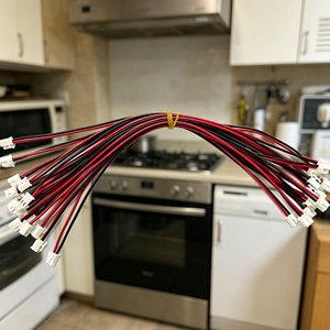 Conector JST PH de 2 Pinos com Fiação, Fios de Cobre Estanhado 24AWG Vermelho/Preto para Eletrodomésticos, Equipamentos LED e Solares - Product Image 4