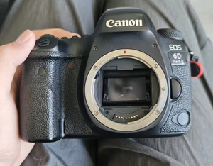 Appareil photo reflex numérique plein format d'occasion haute performance Mark <span class=keywords><strong>II</strong></span> 26MP avec capteur CMOS, Full <span class=keywords><strong>HD</strong></span>, stabilisation d'image multiple et écran fixe de 2 à 3 pouces - Product Image 2