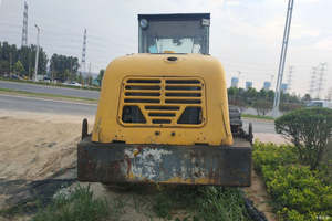 Ensemble de pompe à moteur de 20 tonnes Kama Roulements à engrenages Nouveau fabriqué en Chine Rouleau vibrant de 10 tonnes Rouleaux vibrants à double tambour utilisés - Product Image 5