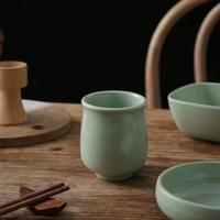 Ensemble de vaisselle jetable de luxe rétro A5 comprenant une assiette en porcelaine imitation mélamine cuillère à fruits tasse à eau pour les collations et les dîners