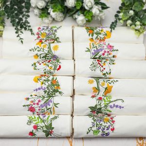 Servilletas de Lino Bordadas de Lujo Personalizadas para Mesa de Comedor o Boda, Elegantes Servilletas de Tela con Diseño Floral, Mantel Individual - Product Image 2