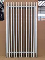 Barrière et porte soudées par latte verticale en aluminium en métal noir de jardin de décoration de poudre enduite