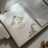 Maßgefertigte Samt-Hochzeitseinladungskarte Dreifach Gefaltet Luxuriöser Kristallweißer Umschlag 5X7 Save-the-Date Großhandelsangebot