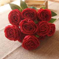 Großhandel 10 Köpfe Rot-Weiße Seiden-Satin Künstliche Rosen-Sträuße Natürlich Anmutende Blumen für Hochzeit Valentinstag Abschlussfeier Ostern