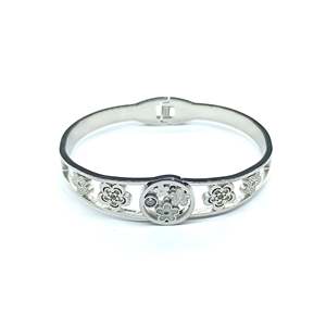 BBBA-04265 Bracelets à la mode, accessoires élégants et stylés pour femmes - Product Image 1