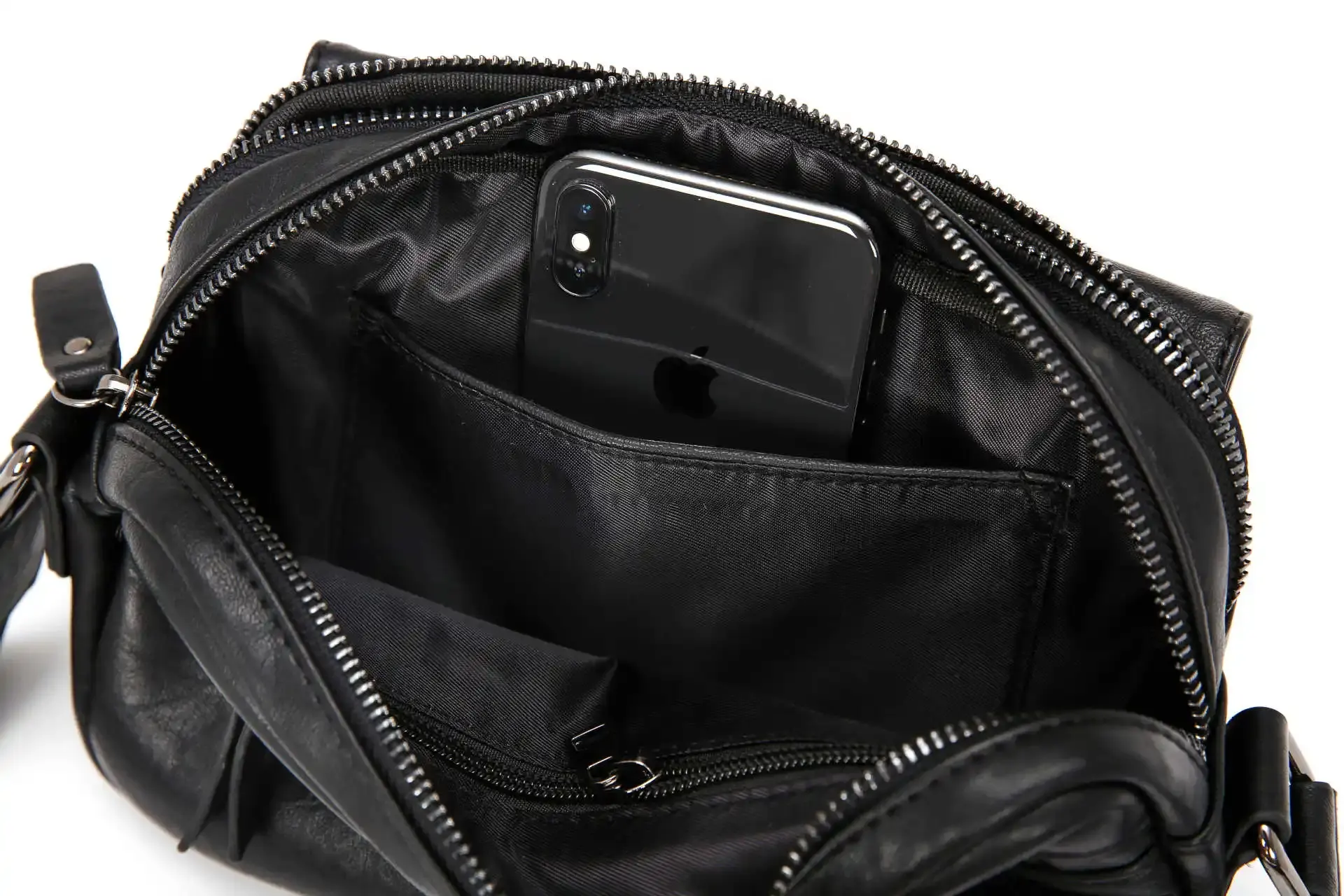 Sacs de poitrine personnalisés imperméables à la mode sac de messager en cuir végétalien pour la poitrine voyage sacs à bandoulière pour hommes téléphone fronde sac de poitrine