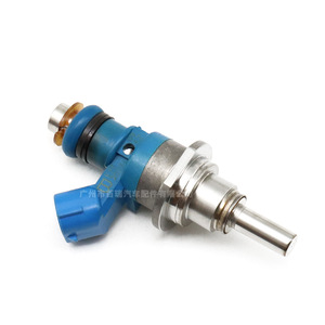 Injecteur de carburant E7T20271 L3K9-13-250A pour Mazda 6 M5 M3 en acier - Product Image 1