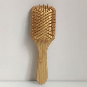 Cepillo de Pelo con Mango de Bambú Natural para Desenredar - Product Image 2