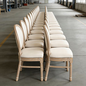 Chaise de salle à manger en chêne de style Louis XVI intemporel, design durable et empilable, siège rembourré, pour extérieur, salon, appartement - Product Image 1