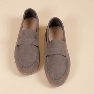 Yeni resim kadın rahat loafer'lar üzerinde kayma kadınlar için büyük boy 35-43 rahat spor düz ayakkabı - Product Image 5