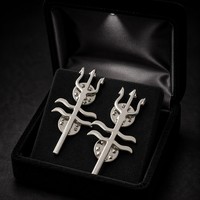 Épinglette en émail personnalisée Dark Myth Street Hobby, finition argent mat, motif Trident, gravée sur mesure, vente en gros, fabricant OEM en vrac