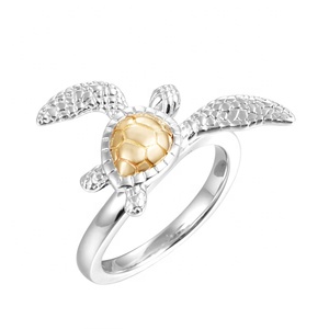 Colgante de Tortuga <span class=keywords><strong>Honu</strong></span> de Dos Tonos en Plata de Ley Chapada en Oro y Rodio Personalizado con Cadena para Mujer - Product Image 3