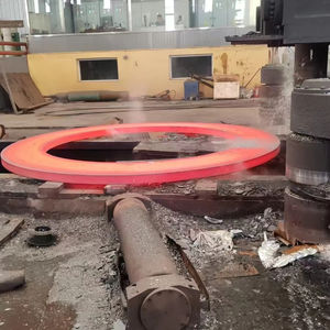 Pièces de presse à forger lourdes personnalisées Anneaux laminés sans soudure de grand diamètre Usinage <span class=keywords><strong>CNC</strong></span> Usinage de métaux en acier inoxydable forgé - Product Image 1