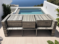 Ensemble de canapé modulaire en rotin gris Mel peu encombrant | Ottoman/Table de rangement dans le canapé | 6 places Sea - View Villa Patio Lounge