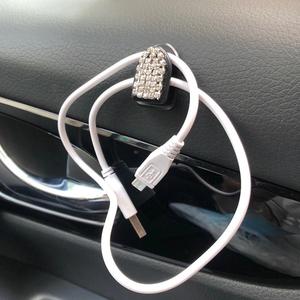 Mini gancho tachonado de diamante automático y la línea de datos del respaldo del <span class=keywords><strong>asiento</strong></span> y el gancho del <span class=keywords><strong>velo</strong></span> del automóvil - Product Image 5