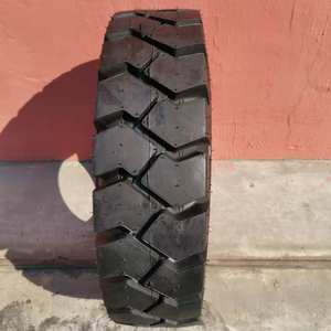 Neumáticos de 7,00-<span class=keywords><strong>9</strong></span> pulgadas para carretillas elevadoras Neumáticos de 7,00-12 pulgadas para carretillas elevadoras industriales, neumáticos interiores y exteriores - Product Image 5