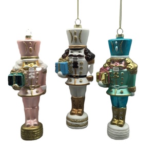 Pendentifs Soldat <span class=keywords><strong>Casse</strong></span>-Noisette en Verre Multicolores 15cm pour Décoration de Noël, Fêtes et Nouvel An - Product Image 1