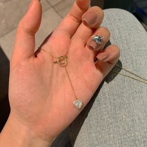 שרשרת אופנה עם שיבוץ יהלומים בצורת לב ותליון צדף. שרשרת לנשים OT - Product Image 4