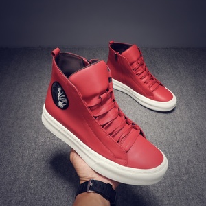 Bottes d'hiver montantes pour hommes grandes tailles ; Baskets décontractées style skate ; Chaussures en cuir à semelle souple, tendance jeune rouge - Product Image 1