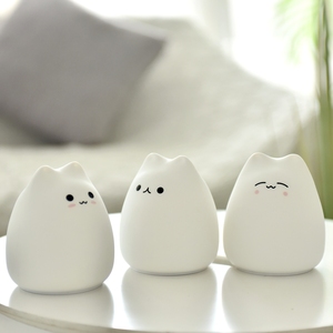 Lámpara de Noche Blanca, Mini Lámpara de Silicona para Mesa de Noche, Lámpara Infantil para Dormitorio, Linda Lámpara de Gato con Cambio de Color RGB Táctil para Guardería - Product Image 5