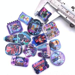 Badge en acrylique à impression recto-verso pour le métaverse ROBLOX, accessoires de perles, série à thème, chaîne de téléphone, pendentif pour sac - Product Image 3