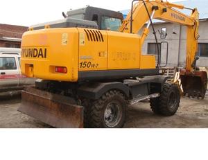 Pelle pelleteuse multifonction sur chenilles originale de la Corée Hyundai 150 à haut rendement Hyundai en bon état en vente - Product Image 2
