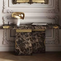 Table console moderne de luxe en marbre avec base en métal doré, table d'entrée pour salon, couloir, table décorative d'appoint pour la maison
