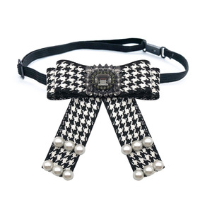 Broche à nœud papillon en strass et perles, pour robe, T-shirt, 1 pièce, tendance - Product Image 5