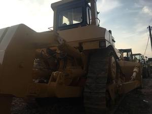 Bulldozer Caterpillar D9R Usado al 90% con Motor, Bomba y Rodamientos, Capacidad de Empuje de 10m, Potencia de 325kw en Shanghái - Product Image 3