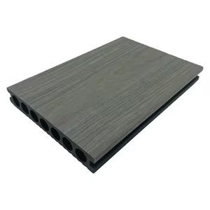 Revêtement de terrasse WPC entièrement capoté, antidérapant, imperméable, à faible entretien, panneaux de <span class=keywords><strong>sol</strong></span> extérieurs à emboîtement, design contemporain, résistant à l'humidité - Product Image 4